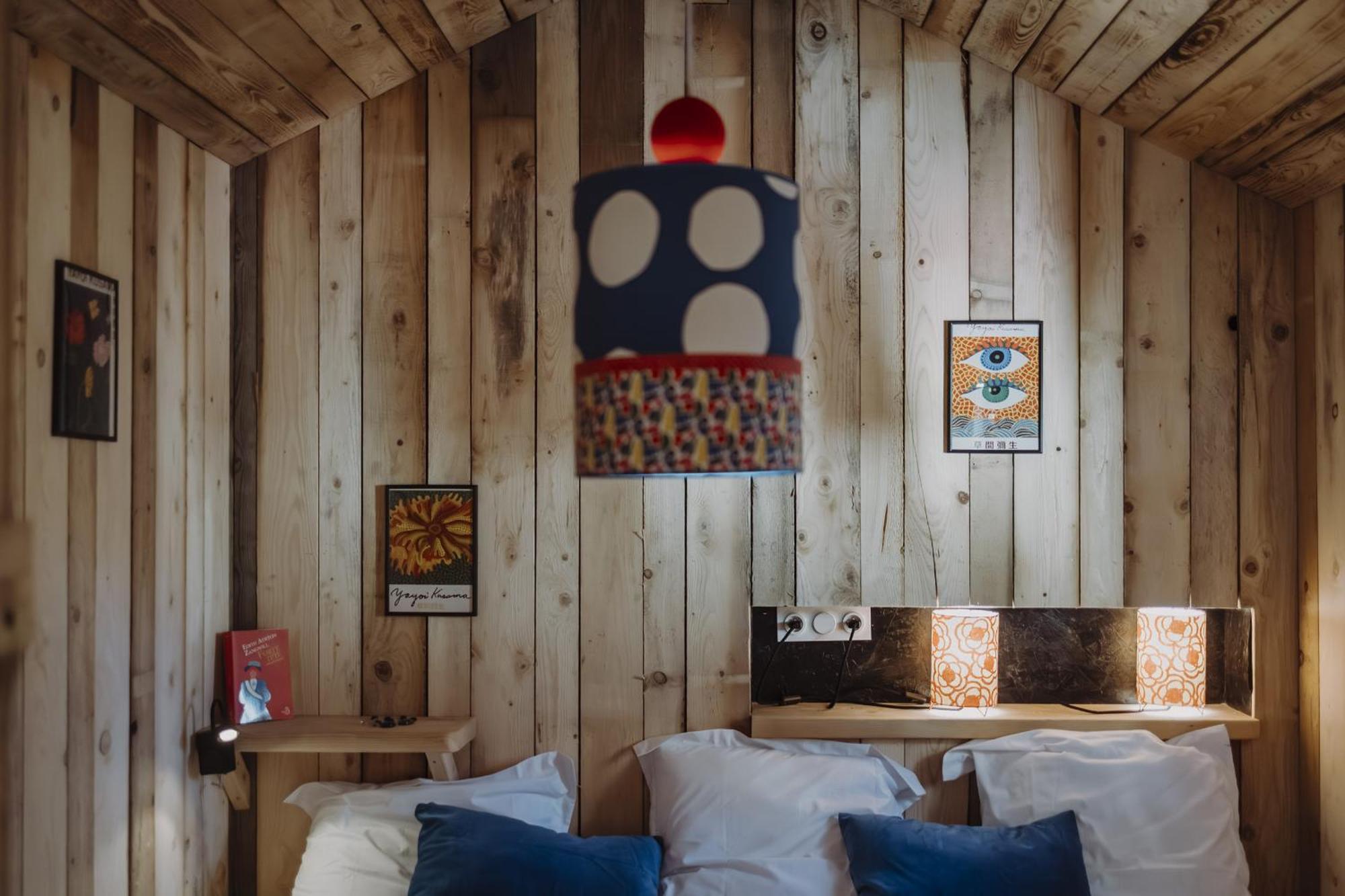 Les Cabanes Du Dauphine Et Logis A La Ferme แก็ป ห้อง รูปภาพ
